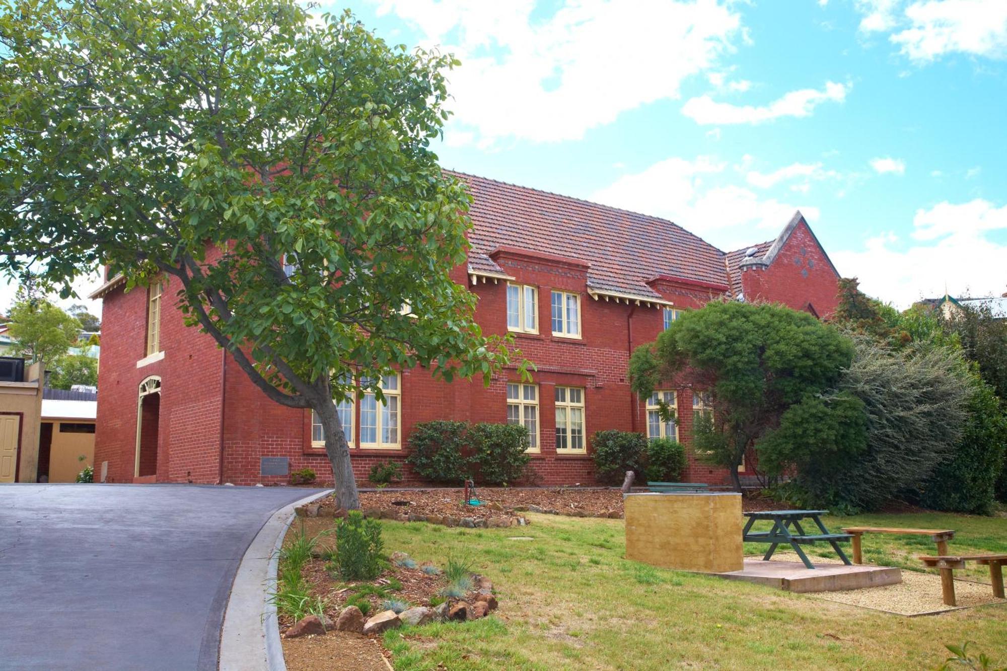 Quest Trinity House Aparthotel Hobart Exteriör bild